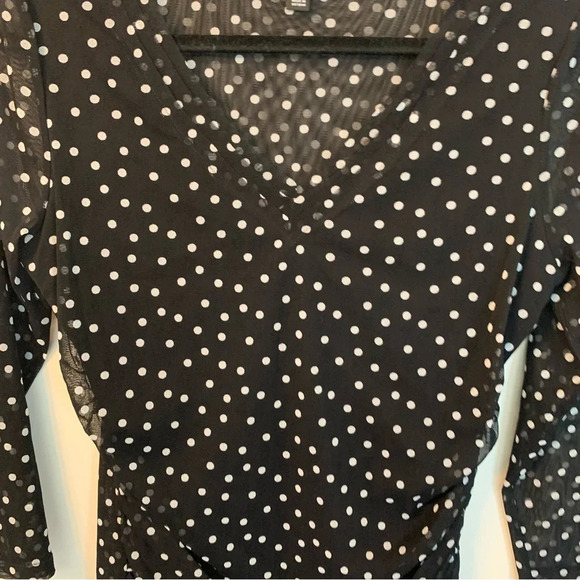 INC black white polka dot V-neck blouse  3/4 sleeve mesh M - Picture 7 of 9